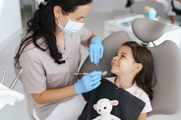 Best Cracked Tooth Emergency Dentist  in Montague, MI